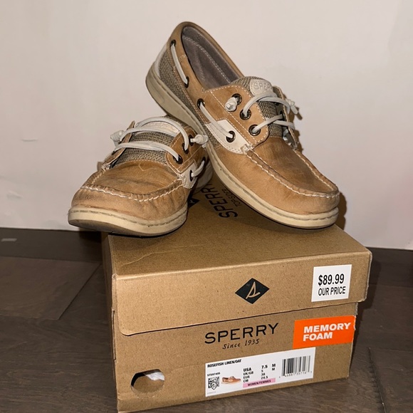Women’s Sperry size 7.5 - Picture 2 of 5